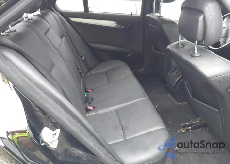 2009 Mercedes-Benz C 300 Luxury 4Matic/Sport 4Matic from USA, damaged, VIN WDDGF81X89F212782